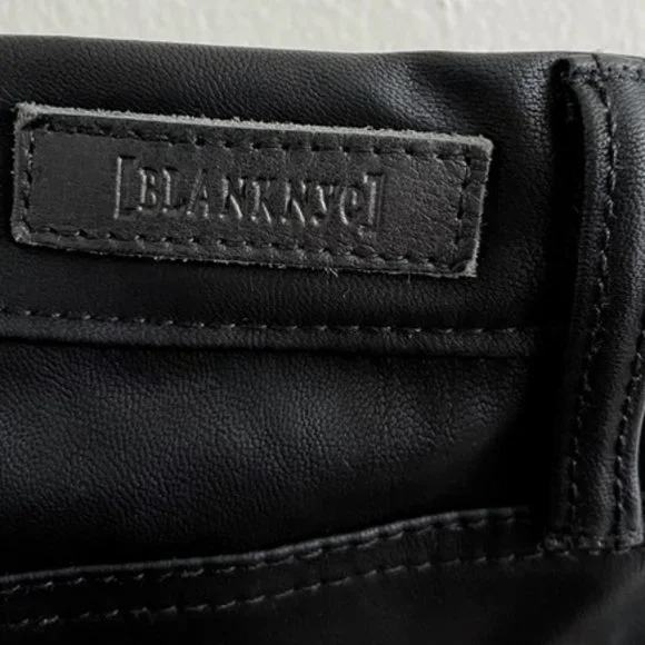 💥HOT ITEM💥Black Lace Up Skinny Leather Pants - Picture 12 of 15